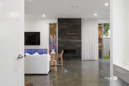 Architectural Elegance - North-Facing Luxury - Photo 5