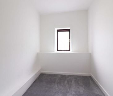 3 bedroom end of terrace house to rent - Photo 6