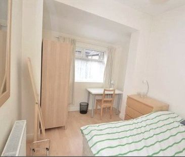 6 bedroom house to rent Braemar Road, Manchester, Greater Mancheste... - Photo 6