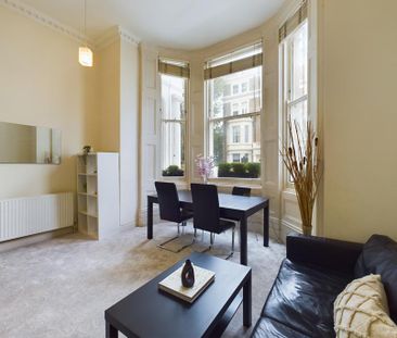 2 bedroom apartment to rent - Photo 6