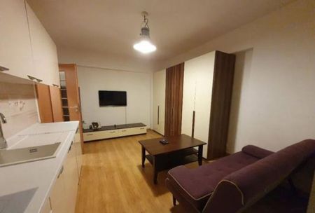 Piata sudului studio lunca barzesti - Fotografie 2