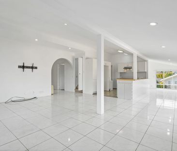 Beachside Living - Photo 3