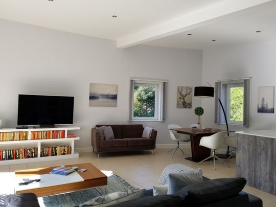 2 Bed Penthouse, St. George's Lodge, S17 - Photo 1