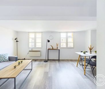 Location Appartement 3 pièces 53m² NICE 06300 - Photo 2