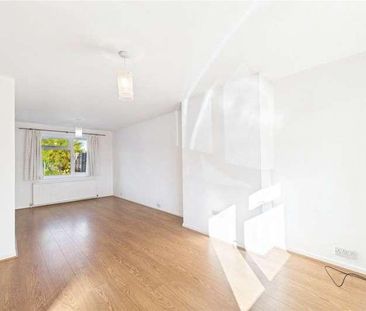 Cotswold Way, Tilehurst, Reading, Berkshire, RG31 - Photo 1