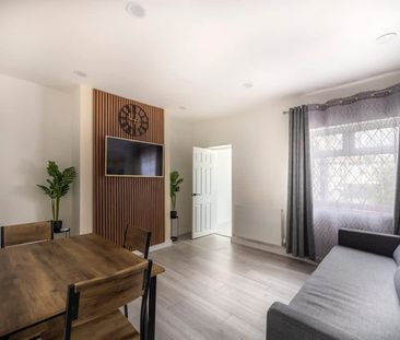 Ainslie Street - Photo 5