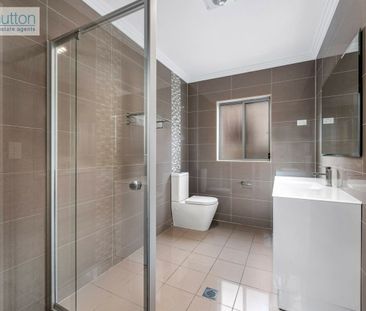 Luxury home in a convenient location - Photo 2