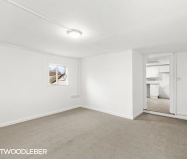 3 bedroom apartment to rent - Photo 1