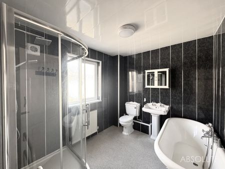 2 bed terraced house to rent in Coombe Road, Paignton, TQ3 - Photo 3