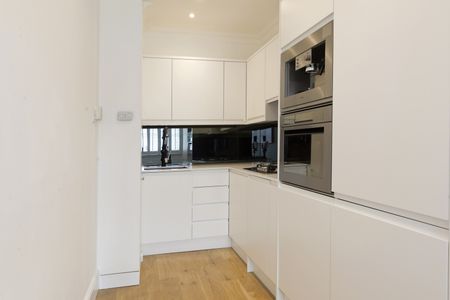 Ladbroke Gardens, W11 - Photo 4