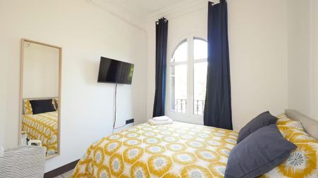 Passeig de Sant Joan, Barcelona, Catalonia 08009 - Foto 3