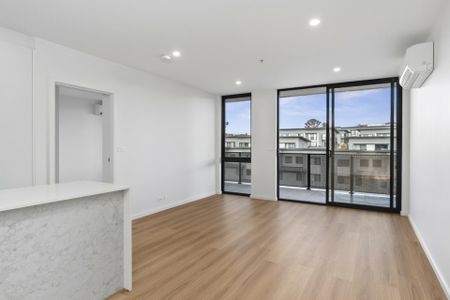 Contemporary Living - Photo 4