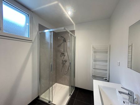 Location Appartement 1 pièce 27m² - Photo 3