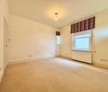 3 bedroom apartment to rent - Photo 1