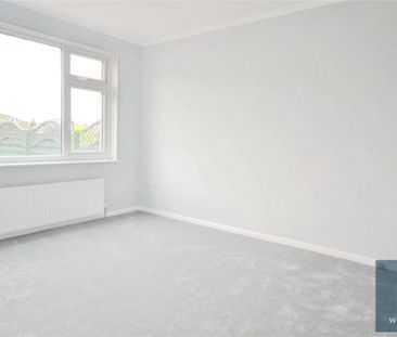 Farrar Drive, Mirfield, West Yorkshire, WF14 - Photo 6