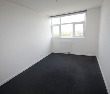 Location Appartement 3 pièces 72m² LILLE 59000 - Photo 3