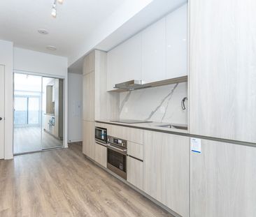 For Lease - 8 Interchange Way Unit# 5807, Vaughan, Ontario - Photo 5