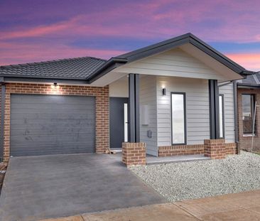 6 Harshaw Road, Thornhill Park, Vic 3335 - Photo 1