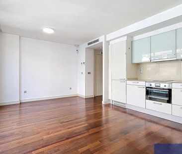 Piso de alquiler en Carrer París, Ensanche - Diputación - Photo 2