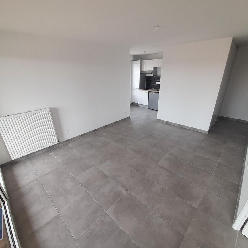 Location Appartement 2 pièces 47m² EAUNES 31600 - Photo 1