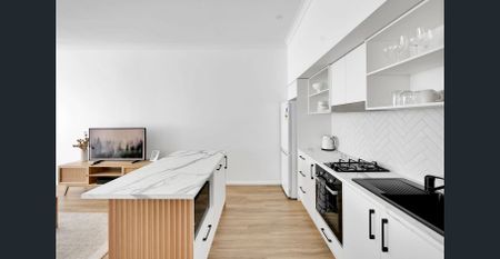 Luxury furnished apartment – walk to shops – all bills included - Photo 2