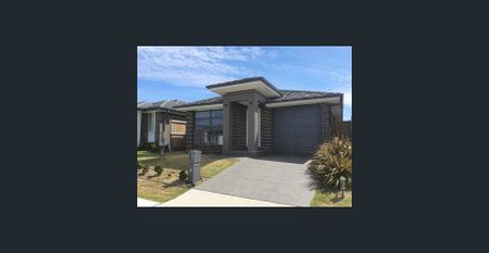 Three Bedroom Family Home - Photo 5