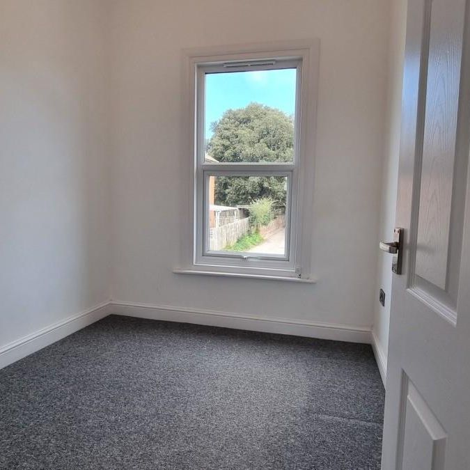 London Road, Bexhill-on-Sea, East Sussex - Photo 1