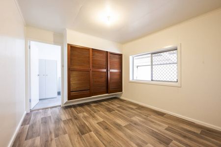 FULLY FURNISHED AMAZING SPACE IN THE CBD - Photo 5