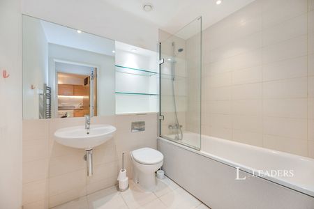 apartment to rent Admiralty Road, Portsmouth, Hampshire, PO1 - Photo 4