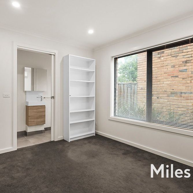 2/40 Station Road, Rosanna - Photo 1