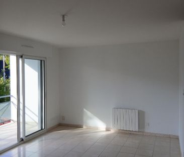Location Appartement 3 pièces 63m² - Photo 2