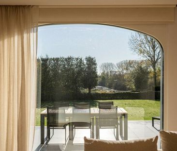 Lichtrijke villa met uniek zicht - Photo 1