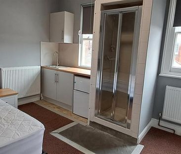 1 bedroom flat to rent - Photo 6