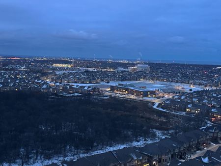 For Lease - 3240 William Coltson Avenue Unit# 2001, Oakville, Ontario - Photo 2