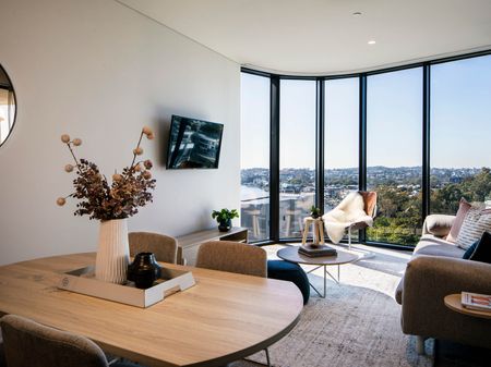 Valencia Residences - FULLY FURNISHED - Photo 2