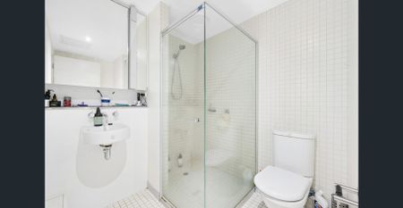 Light, Location and Sensational Views - Photo 4