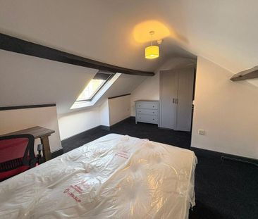 6 bedroom terraced house to rent - Photo 3