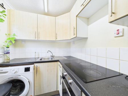 1 bedroom apartment to rent - Photo 2