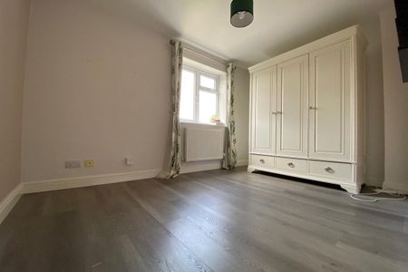 Meadowcroft, Hagley, STOURBRIDGE - Photo 4