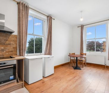 3 Bed Flat, Wellington Road, BN2 - Photo 6