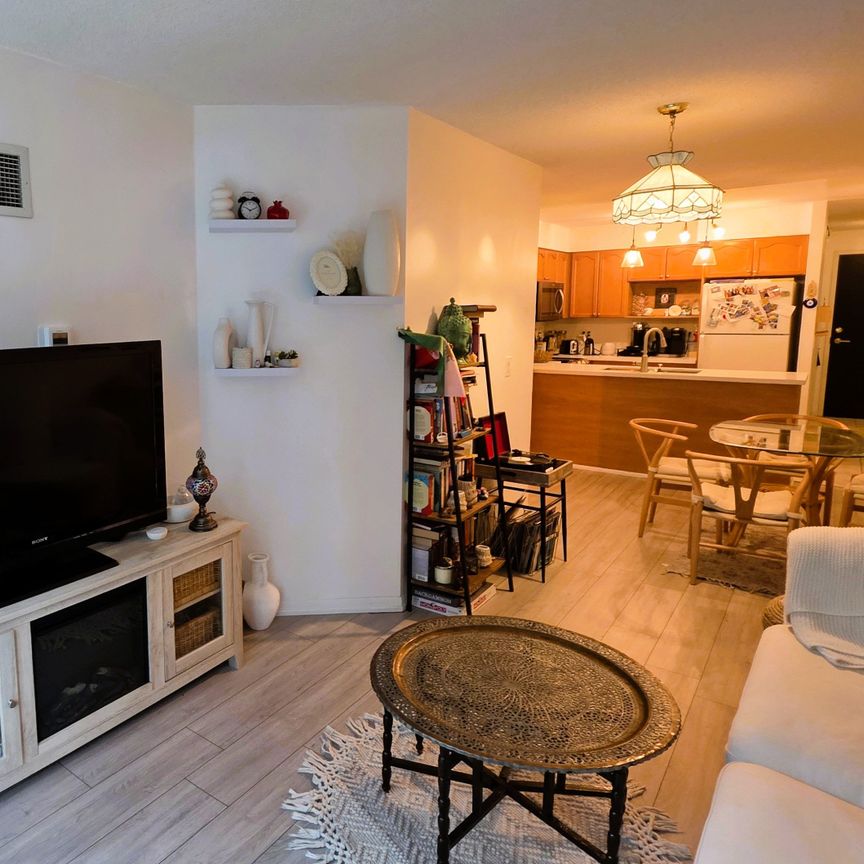 For Lease - 18 Yonge Street Unit# 1016, Toronto, Ontario - Photo 1