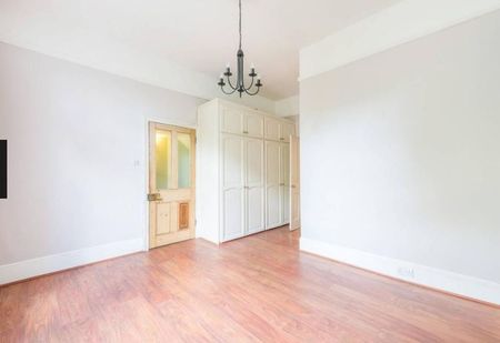2 Bed Flat, Park Hill, W5 - Photo 4