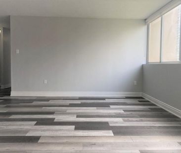 For Lease - 3590 Kaneff Crescent Unit# 405, Mississauga, Ontario - Photo 3