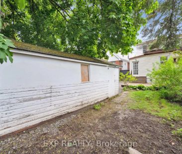 289 HOUGHTON AVENUE S - Photo 6