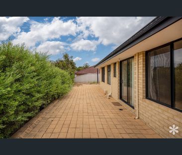 7 Kabbarli Court, South Lake, WA 6164 - Photo 2