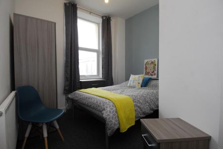 4 bedroom flat to rent - Photo 5