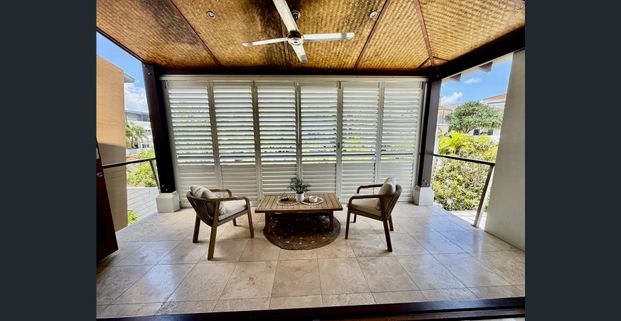 Luxury Noosa River Townhouse - A Dream Home Awaits - Photo 1