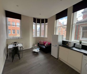 Flat 1, Refuge Assurance House, 6 Orchard Street, S1 2GX - Photo 2