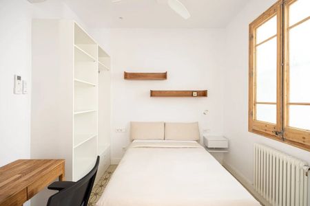 Carrer de Mallorca, Barcelona, Catalonia 08037 - Photo 2