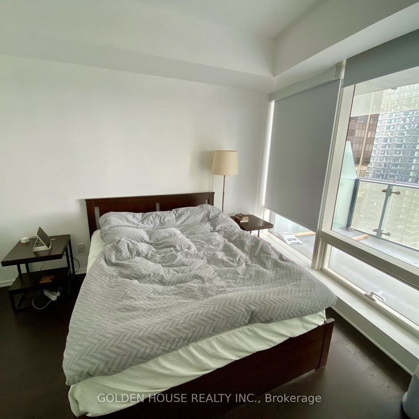 For Lease - 1 Bloor Street Unit# 2411, Toronto, Ontario - Photo 1